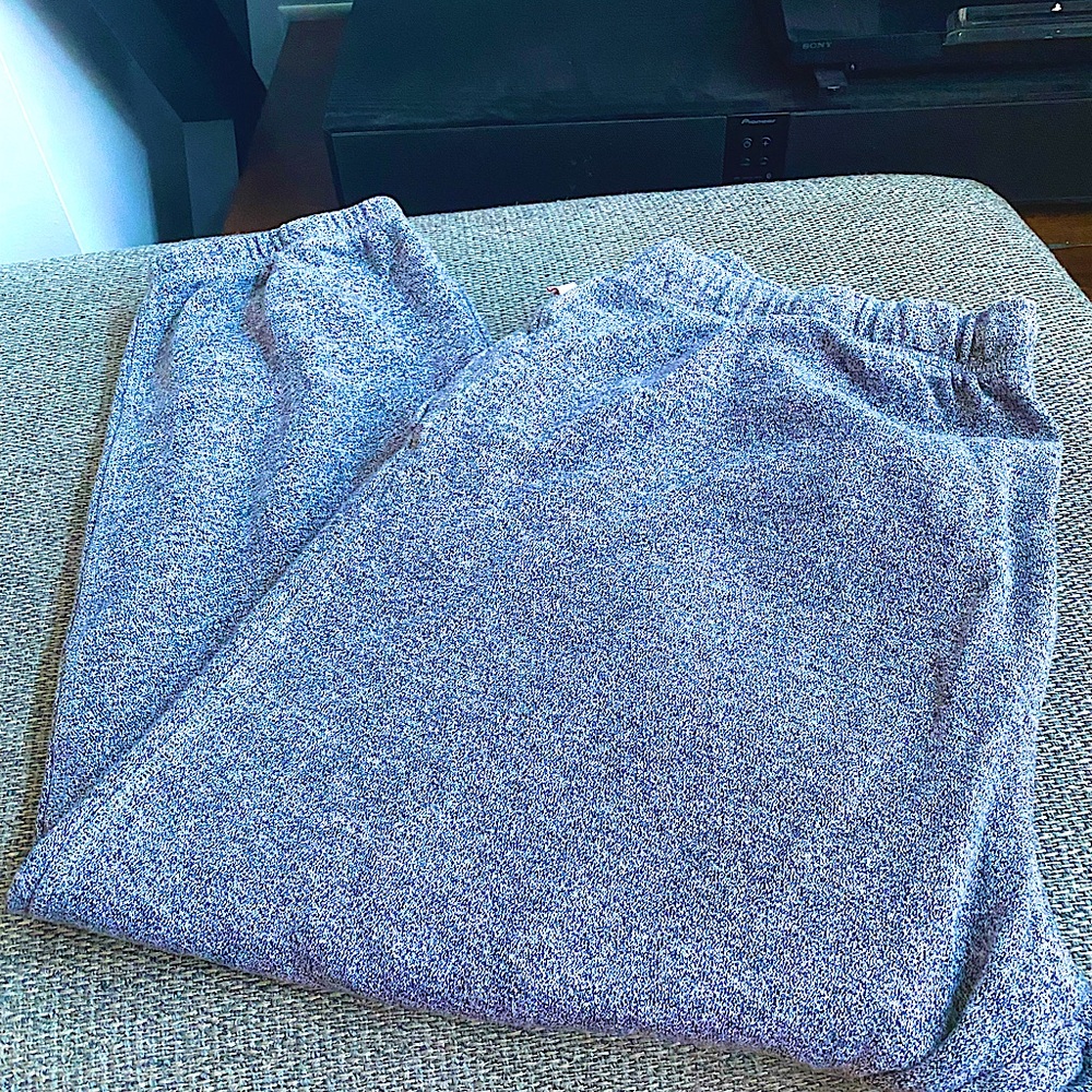 Canadians Sweatpants - Roots quality but less expensive
